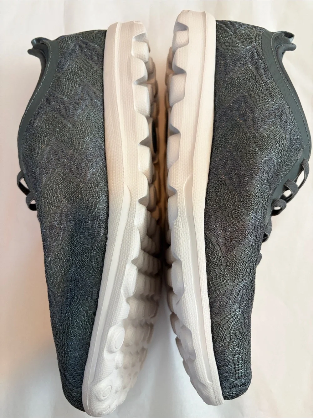 Skechers GOWalk Vegan Washable Travel Lace Sneakers-Cyprus